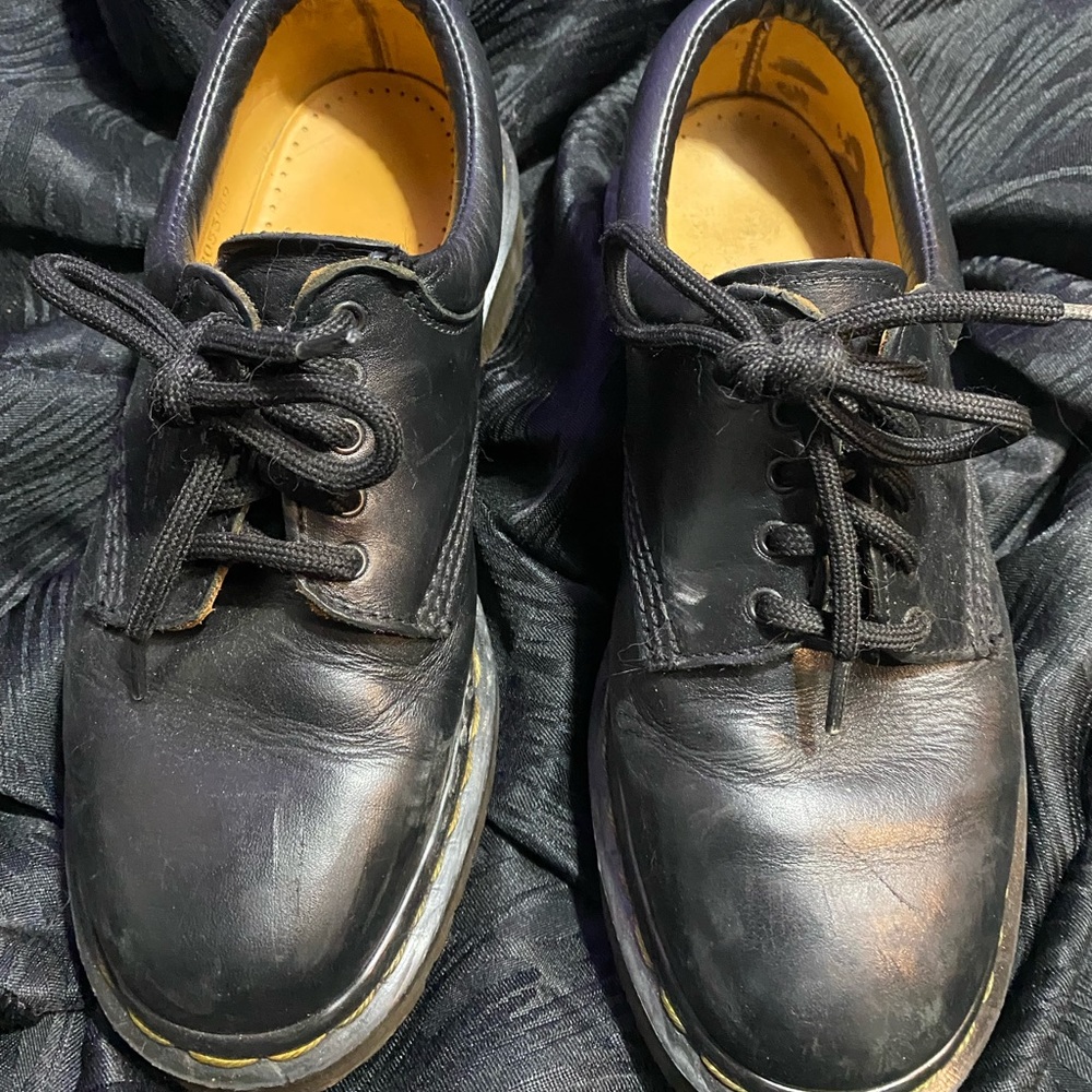 Dr. Martins Black Leather Shoes size 7